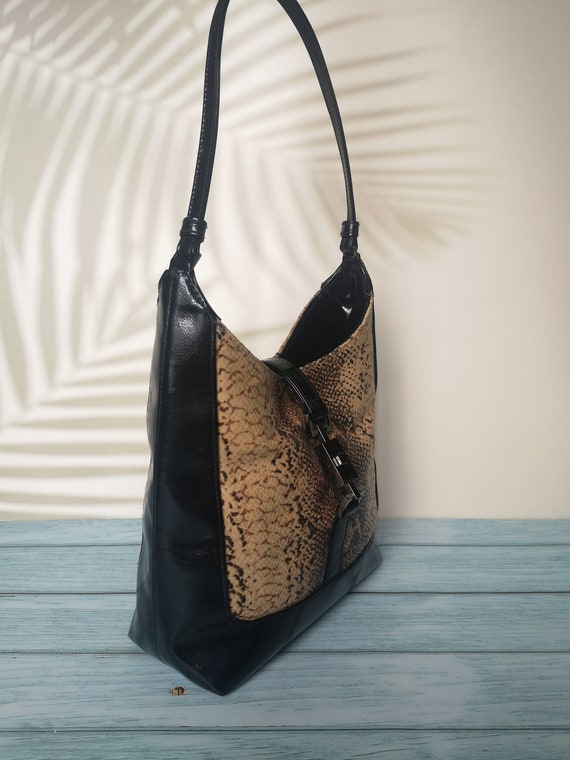 Vintage snakeskin imitation shoulder bag, black s… - image 2