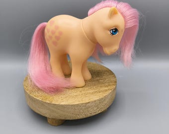 Vintage MLP G1 Peachy, 1982, Italy, Hasbro 1980s collectible toy Hasbro, good condition, collector's gift