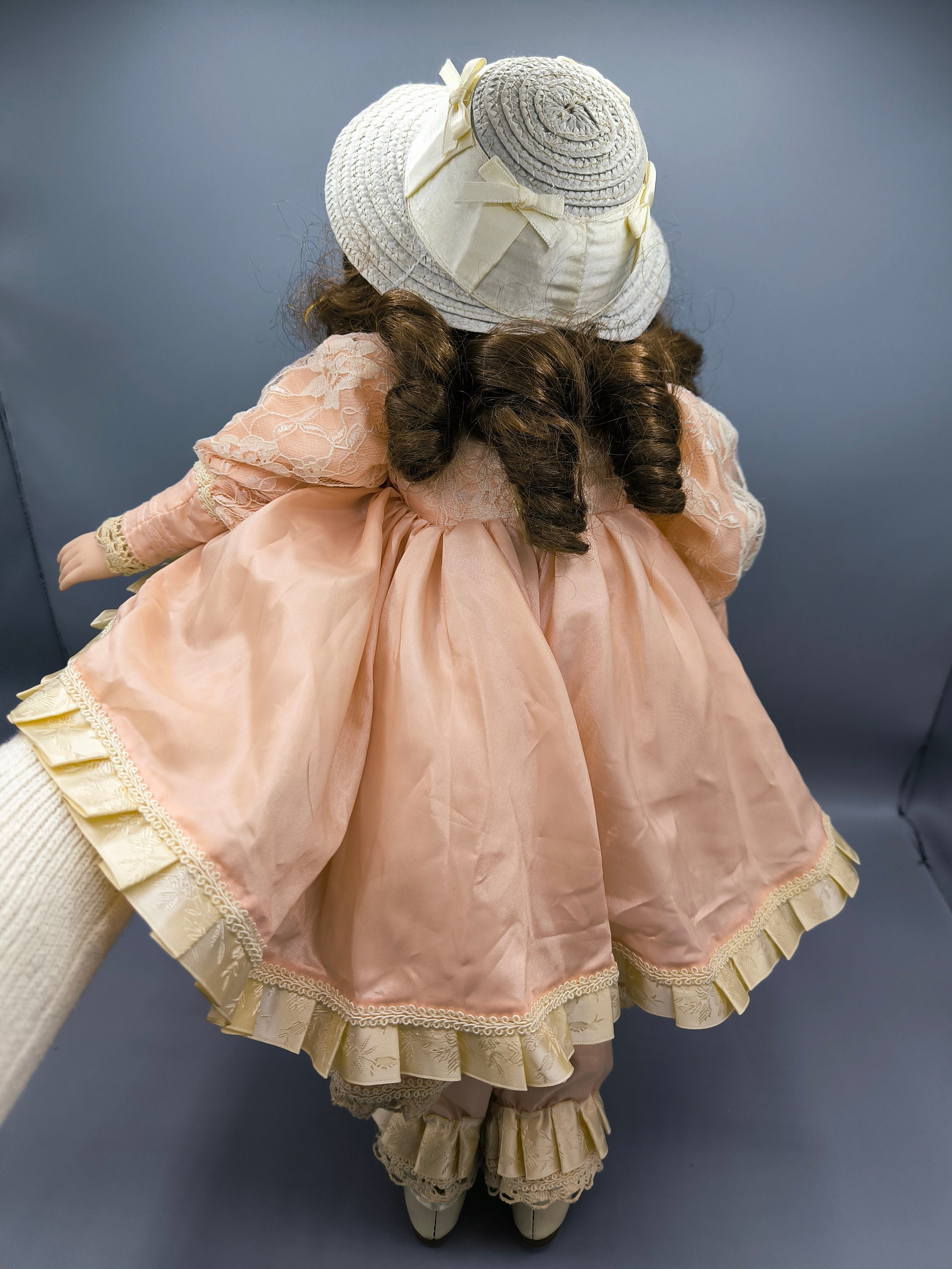 Vintage Porcelain Mundia Doll Christine & Cecile 80-90s