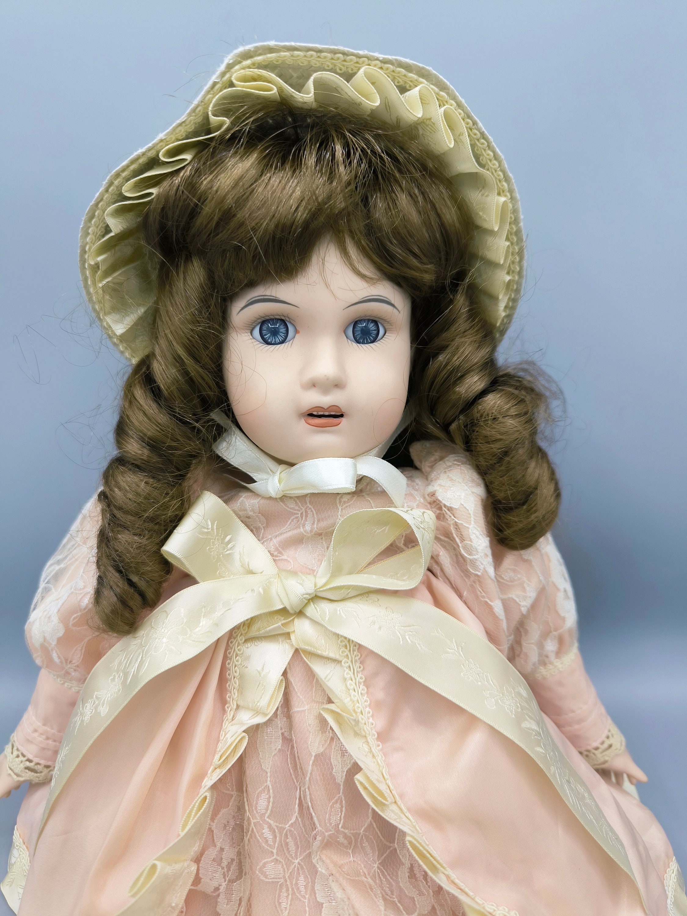 Vintage Porcelain Mundia Doll Christine & Cecile 80-90s