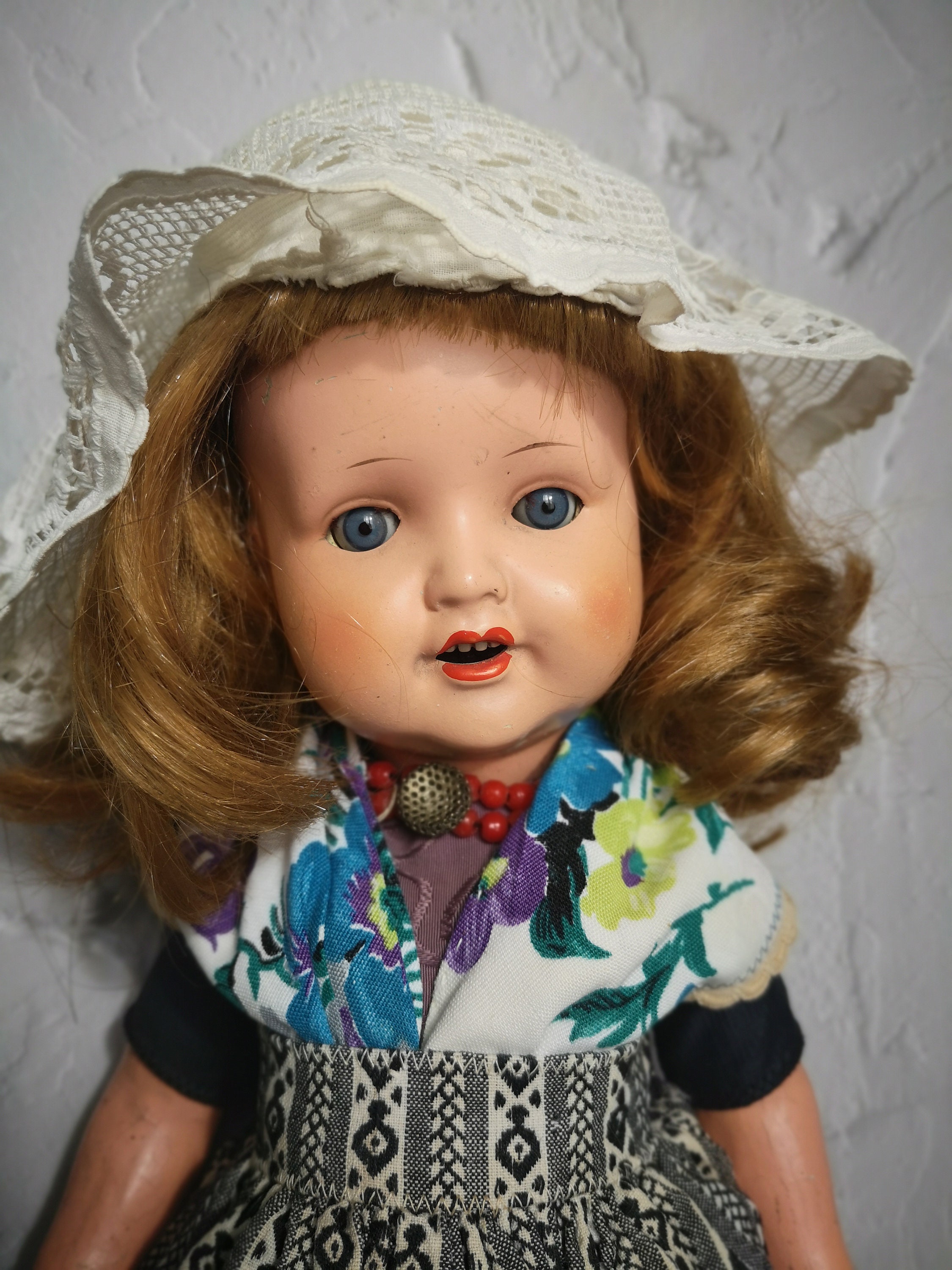Poupée Ancienne Porcelaine 1940/50 - Tête Bisque Corps Composite - 42cm