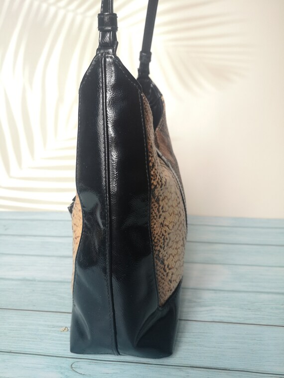 Vintage snakeskin imitation shoulder bag, black s… - image 3