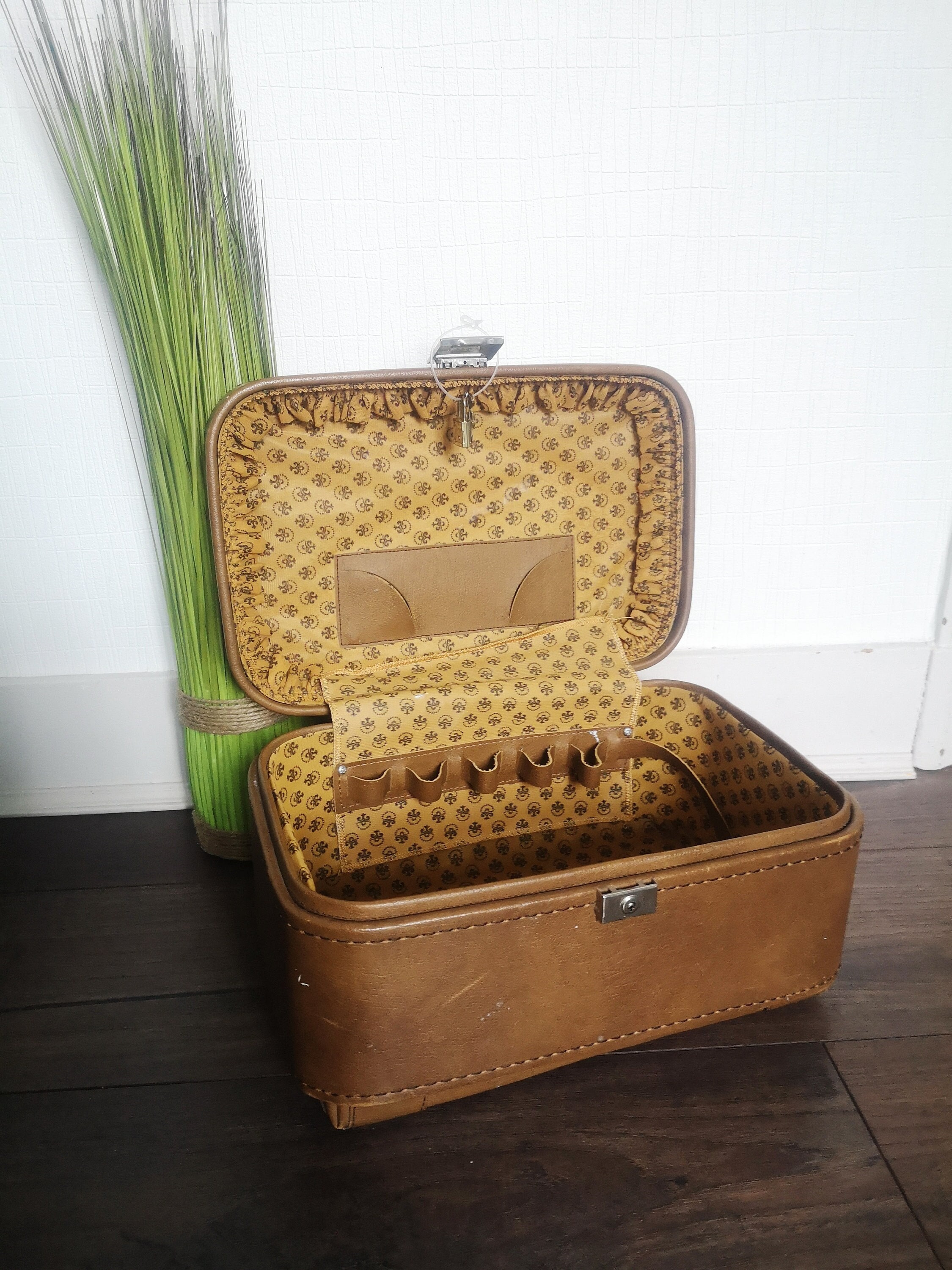 Porte valises de luxe avec coupole en laiton - RETIF