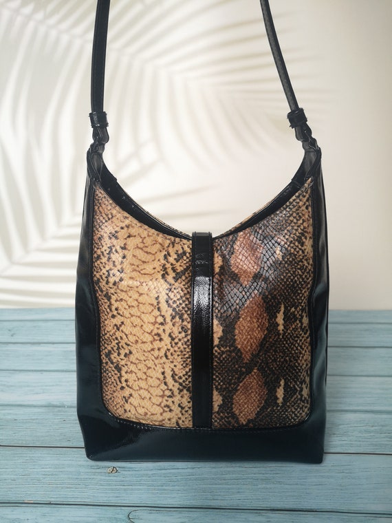 Vintage snakeskin imitation shoulder bag, black s… - image 5