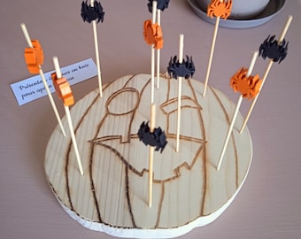 Porte piques cure-dents halloween citrouille en bois, modèle unique à 10 piques pour apéro, olives, tapas...