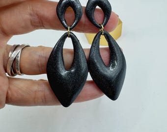 Black drop earrings with a pearlescent sheen – Black statement earrings, gold-plated studs