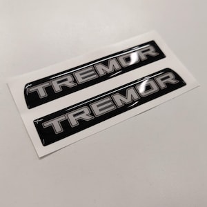 Adesivi per parafanghi di ricambio aftermarket Tremor 3D per Ford F250 o F350 del 2023 e 2024, adesivi bombati, 2 pezzi / set di adesivi in resina / bianco e nero