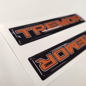 Adesivi per parafanghi di ricambio aftermarket Tremor 3D per Ford F250 o F350 del 2023 e 2024, adesivi a cupola, 2 pezzi/set di adesivi in resina