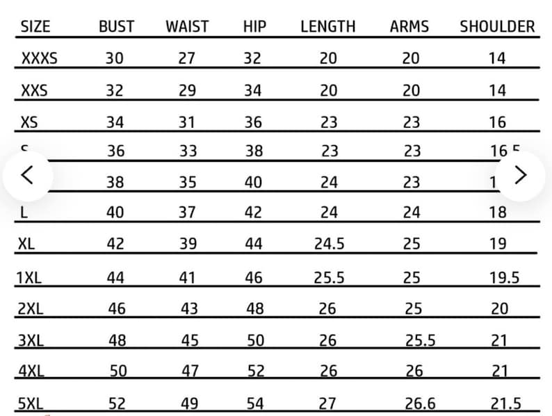 Op de afbeelding: Maattabel voor kleding met maten in inches voor borst, taille, heup, lengte, armen en schouder. De maten vari&euml;ren van XXXS tot 5XL.
