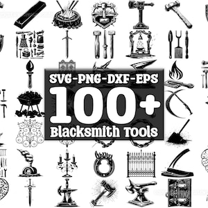 Puede incluir: Una ilustración en blanco y negro de más de 100 herramientas de herrero, incluyendo martillos, yunques, tenazas y otras herramientas. La imagen está etiquetada como "SVG-PNG-DXF-EPS 100+ Herramientas de herrero".