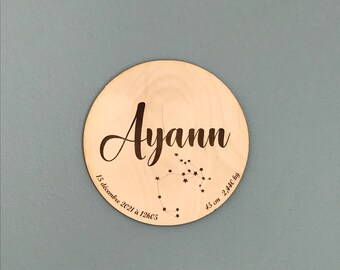 Wooden baby name card