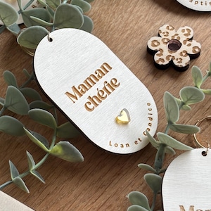 Personalized Wooden Keychain | Mother's Day Gift | Children's Names | Custom Engraving | Handmade Mom Gift