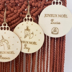 Boule de Noël personnalisée en bois image 4