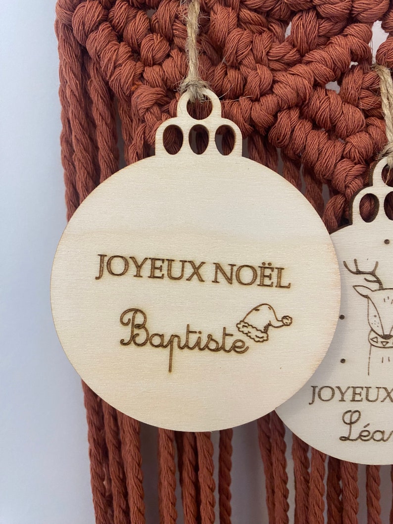 Boule de Noël personnalisée en bois image 6