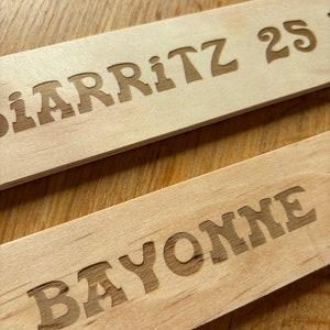 Pancarte panneau en bois personnalisé pour mariage, baptême ou décoration, signe de bienvenue image 1