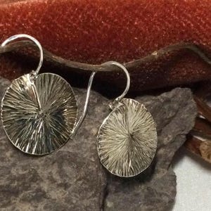 Plättchen-Ohrhänger 925 Sterlingsilber gehämmert, handgefertigt