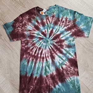 Brown and green spiral tie dye , adult tie dye, kids tie dye, toddler tie dye, earth tone dye tie dye, gift ideas, tie dye lovers, gifts