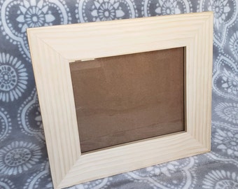 Hand-crafted picture frame