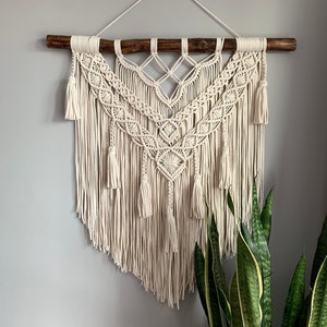 Macrame Wall Hanging small - Boho Decor - Wall Art - Wall Tapestry - Fiber art - Home living room Decor - for Bedroom - for Headboard
