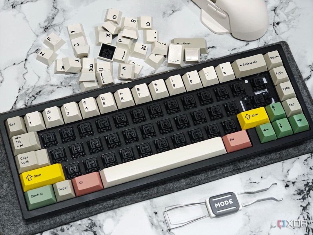 Customizable Mechanical Keyboard- Plastic Case - Etsy