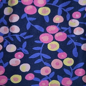 Fabric remnant cotton jersey black/blue with flowers