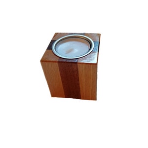 Wooden tea light holder for one tea light