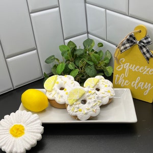 Lemon Faux Donuts