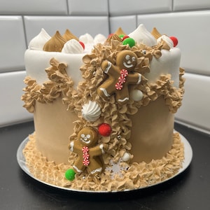 Faux Cake Christmas Gingerbread Cake