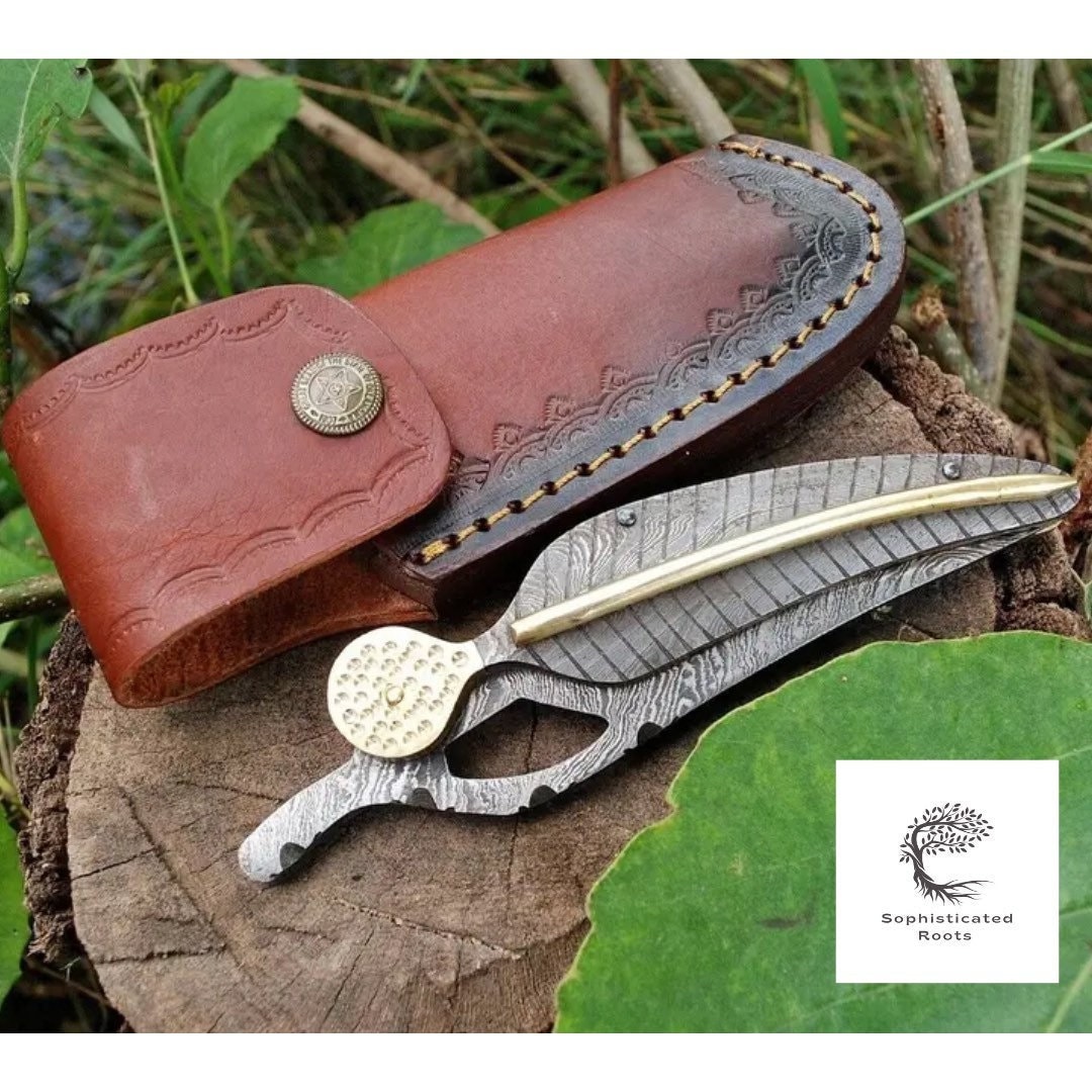 Handmade Damascus Steel Folding Knife With Feather Look and Bronze ...