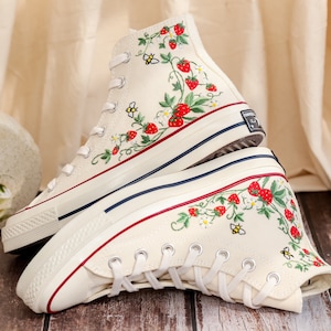 Customized Embroidery Converse Women, Bee and Strawberry Embroidered Converse, Strawberry Embroidered Shoes, Strawberry Embroidered Sneakers