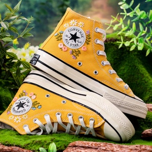 Custom Embroidery Converse High Tops, Yellow Converse Embroidered with Wildflowers, Custom Shoes Embroidery Flowers, Birthday Gift for Her