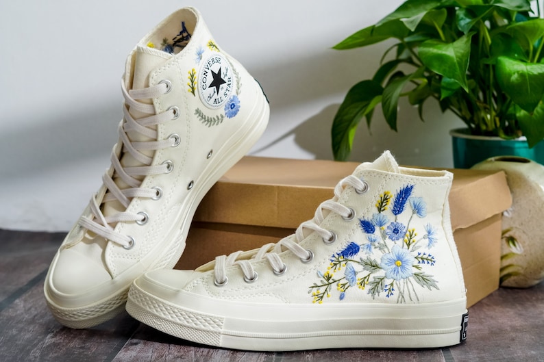 Custom Embroidered Converse, Carnation and Cornflower Embroidered Shoes, Blue Flax Embroidered Sneaker Custom, Flower Embroidery Converse