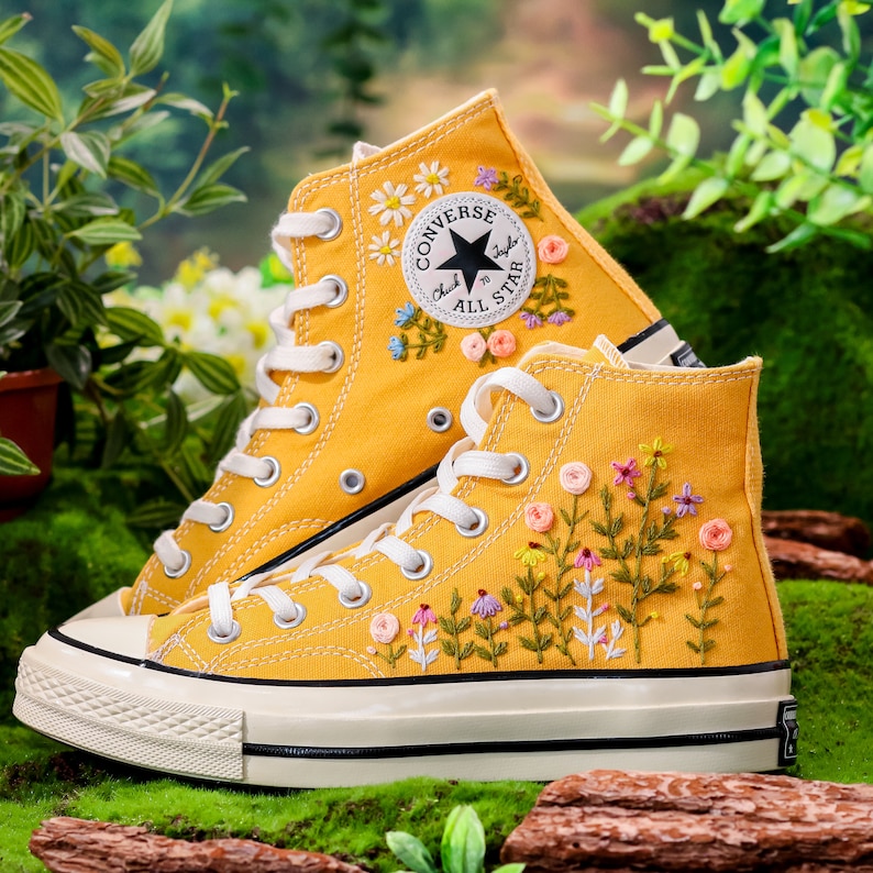 Custom Embroidery Converse High Tops, Yellow Converse Embroidered with Wildflowers, Custom Shoes Embroidery Flowers, Birthday Gift for Her