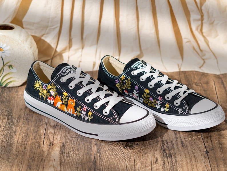 Hand Embroidered Converse Low Top Sneakers, Custom Black Shoes Embroidery Fox And Wildflower, Handmade Nature Art Converse, Unique Gift Idea
