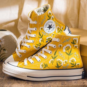 Handmade Embroidered Converse High Tops, Yellow Converse Embroidery Wildflower, Custom Floral Embroidered Sneakers, Bride Shoes, Women Gift