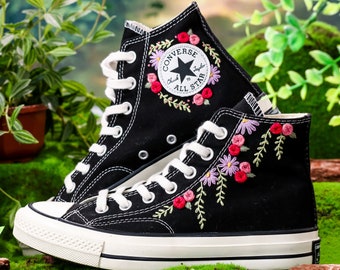 Geborduurde Converse, bruidsbloem geborduurde schoenen, bruiloft bloem geborduurde sneakers, gepersonaliseerde bruidssneaker, aangepaste bruiloft