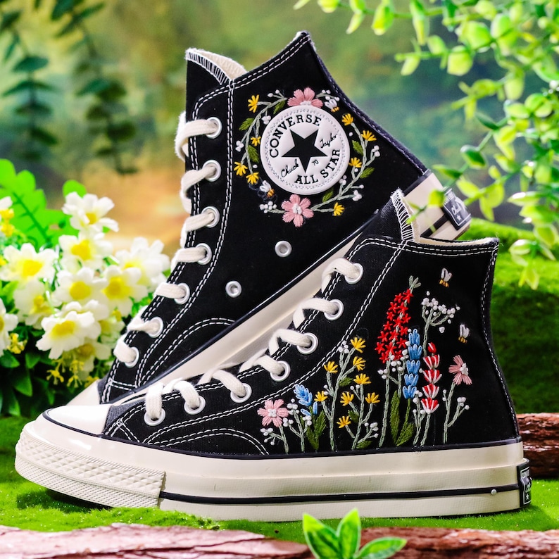 Custom Embroidered Converse High Tops, Custom Shoes Taylor 1970s Flower Embroidered, Wildflowers Embroidered Shoes, Wedding Reception Shoes