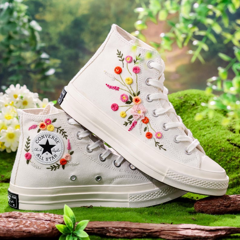 Embroidered Wedding Converse Shoes, Bridal Floral Embroidery Converse, Wedding Flowers Embroidered Sneakers, Personalized Bridal Sneaker