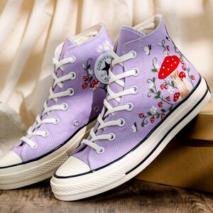 Custom Converse Embroidere Mushrooms, Bee and Strawberry Embroidered Shoes, Converse Embroidery Daisy, Mushroom Embroidered Sneakers for Her