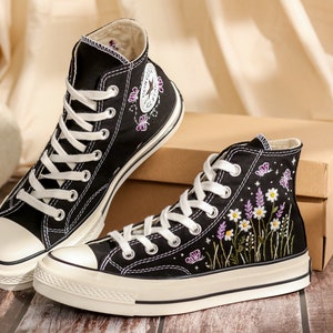 Embroidered Converse High Tops, Daisy, Lavender Flowers Embroidered Shoes, Converse Embroidery Butterfly, Floral, Anniversary Gifts for Her