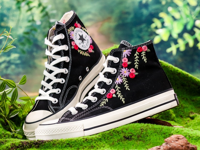 Embroidered Converse, Bridal Flower Embroidered Shoes, Wedding Flower Embroidered Sneakers, Personalized Bridal Sneaker, Custom Wedding