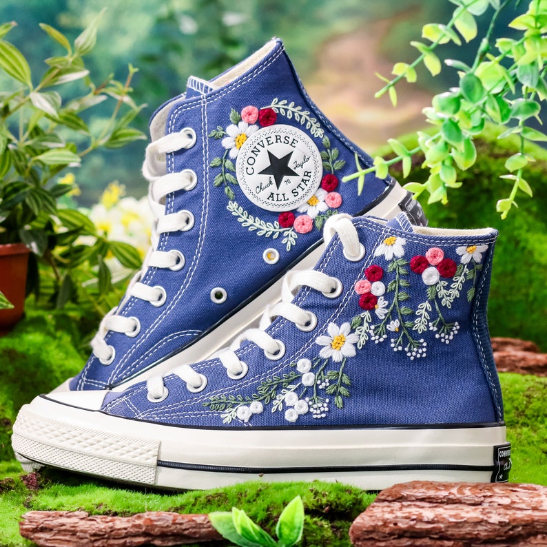 Custom Embroidered Converse Chuck Taylor All Star, Rose Flower and Daisy Embroidered Sneaker, Flower Embroidered Shoes, Unique Gift for Her