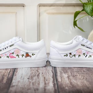 Embroidered Vans for Bride, Wildflowers Embroidered Vans Old Shool Custom, Vans Embroidery Floral, Daisy Embroidered Shoes, Gift for Her