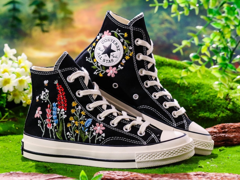 Custom Embroidered Converse High Tops, Custom Shoes Taylor 1970s Flower Embroidered, Wildflowers Embroidered Shoes, Wedding Reception Shoes