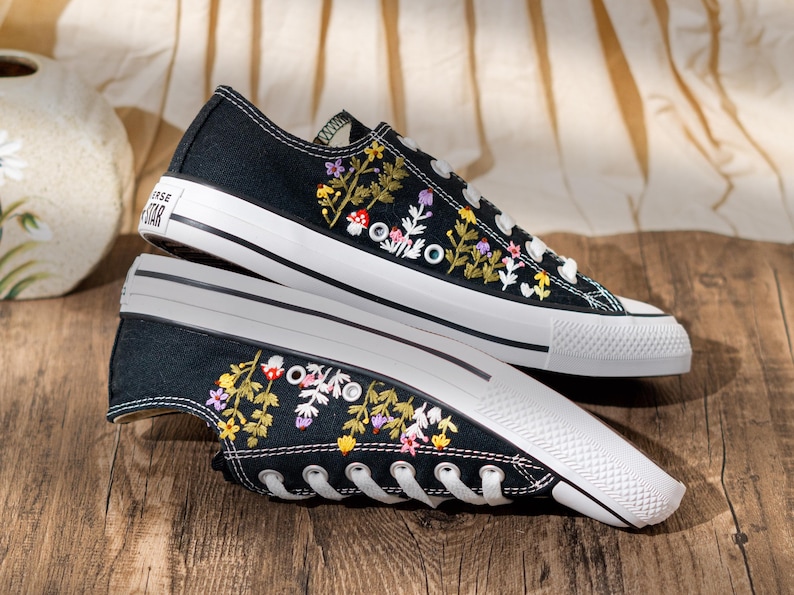 Hand Embroidered Converse Low Top Sneakers, Custom Black Shoes Embroidery Fox And Wildflower, Handmade Nature Art Converse, Unique Gift Idea