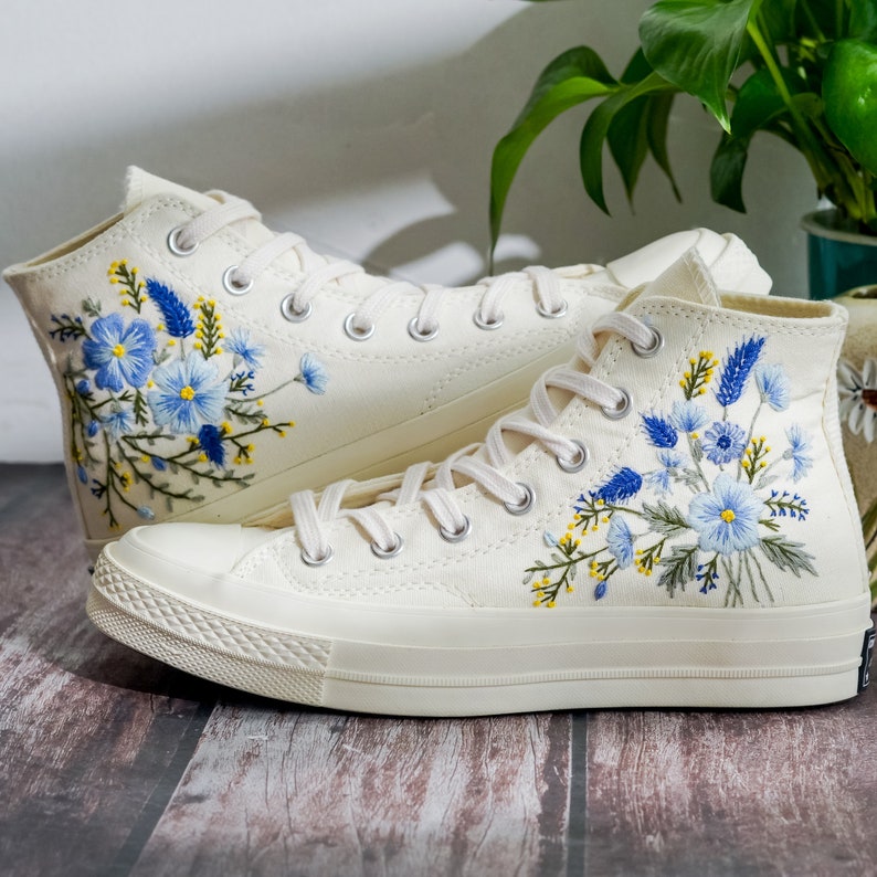 Custom Embroidered Converse, Carnation and Cornflower Embroidered Shoes, Blue Flax Embroidered Sneaker Custom, Flower Embroidery Converse