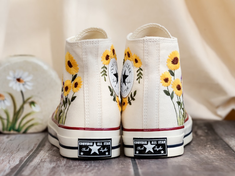 Custom Embroidered Converse High Tops 1970s, Sunflower Embroidered Shoes, Cat and Gardens Sunflower Embroidered Sneakers, Gift for Women