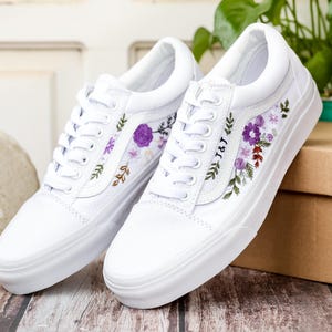 Vans Embroidery, Anniversary Date and Flower Embroidered Vans Wedding, Bridal Flower Embroidery Shoes, Personalized Shoes for Bride & Groom
