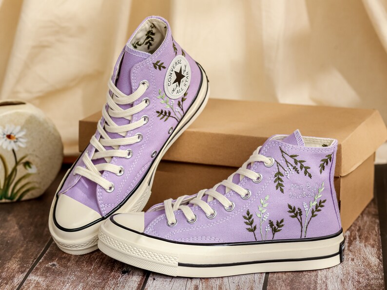Custom Converse Embroidery Flowers, Wedding Converse Embroidered Floral, Bridal Sneakers Embroidered Flowers, Anniversary Gifts for Her