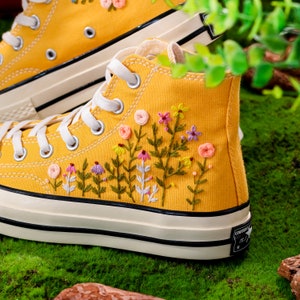 Custom Embroidery Converse High Tops, Yellow Converse Embroidered with Wildflowers, Custom Shoes Embroidery Flowers, Birthday Gift for Her